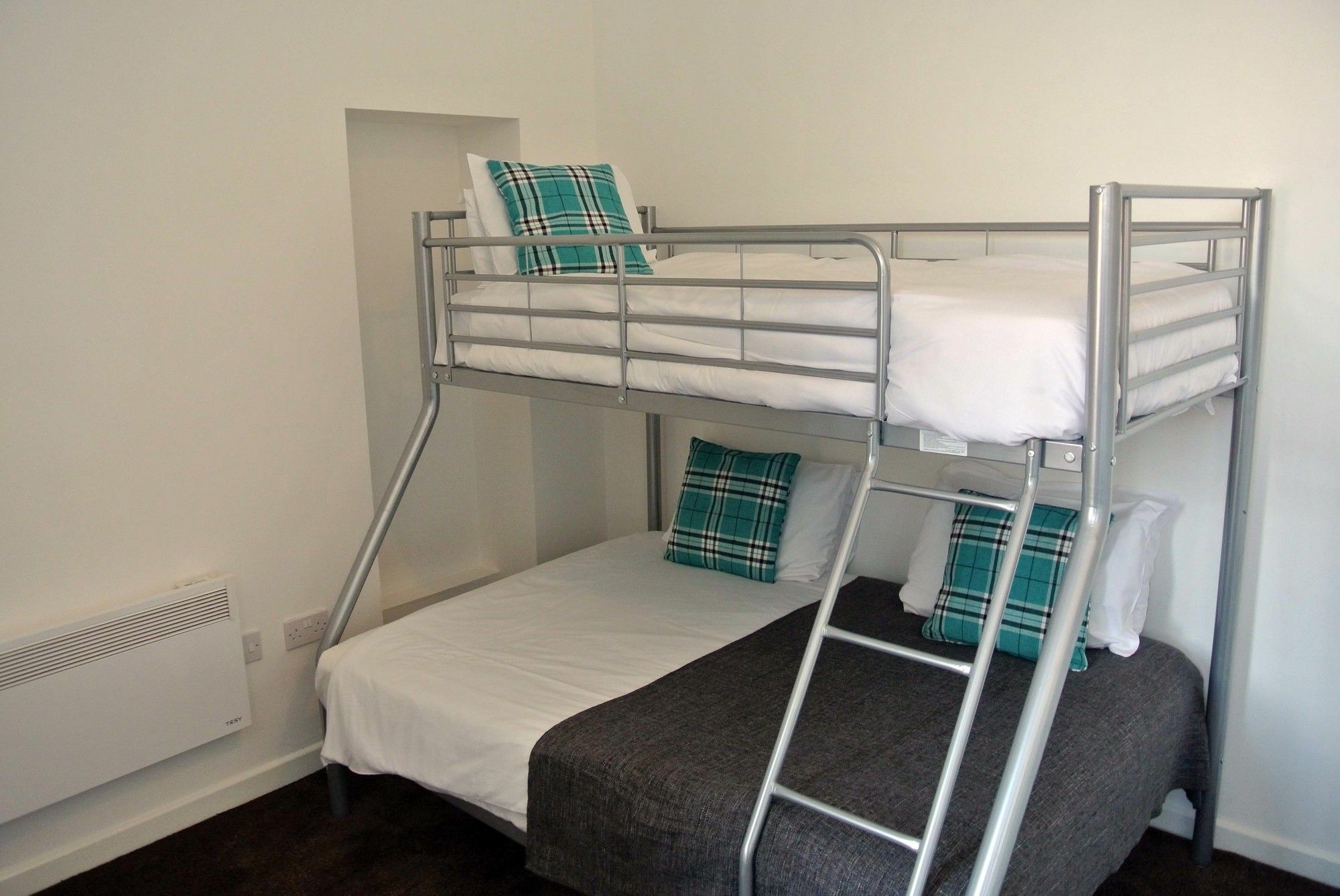 Approved Serviced Apartments Gorse Hill Mánchester Exterior foto
